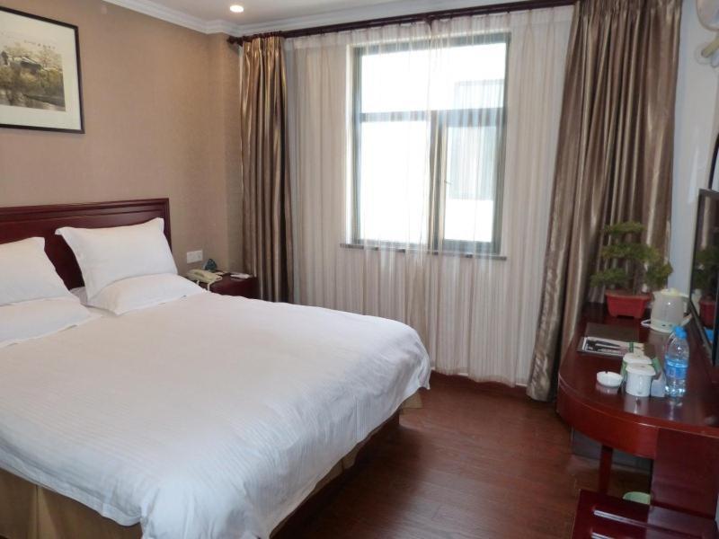 Greentree Inn Anhui Wuhu Fangte North Changjiang Road Business Hotel Екстериор снимка